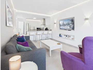 15446brightfirstfloor3bedapartmentwithopenliv