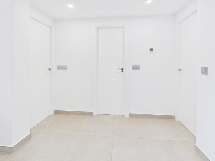 Image No.6-3 Bed Apartment for sale