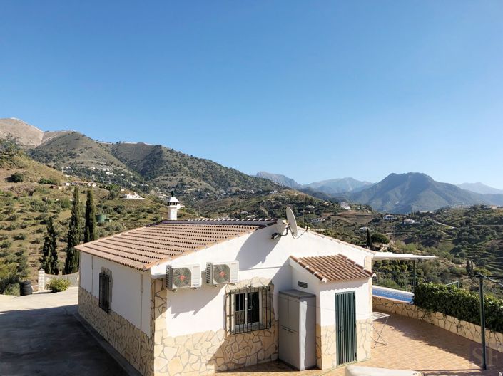 Image No.17-2 Bed Villa for sale