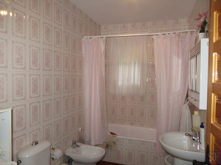 Image No.10-3 Bed Villa for sale