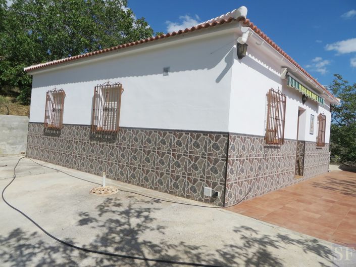 Image No.12-3 Bed Villa for sale