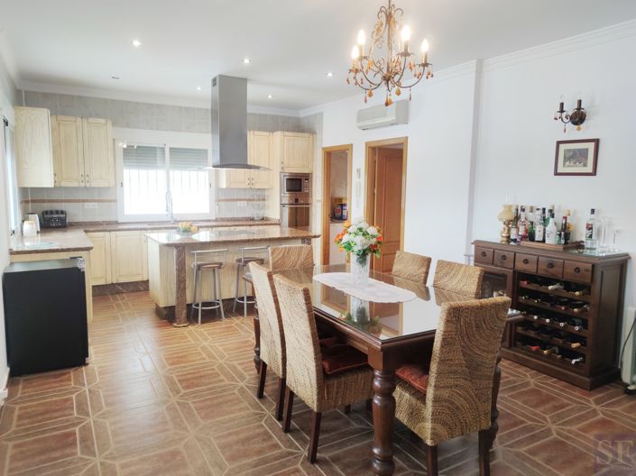 Image No.5-4 Bed Villa for sale