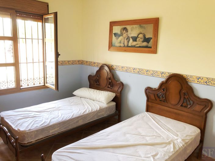 Image No.10-4 Bed Villa for sale