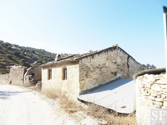 Image No.9-6 Bed Country House for sale