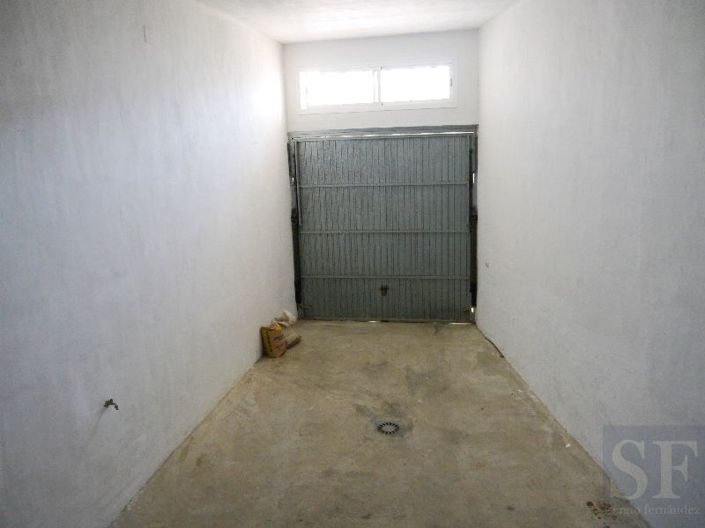 Image No.11-2 Bed Townhouse for sale