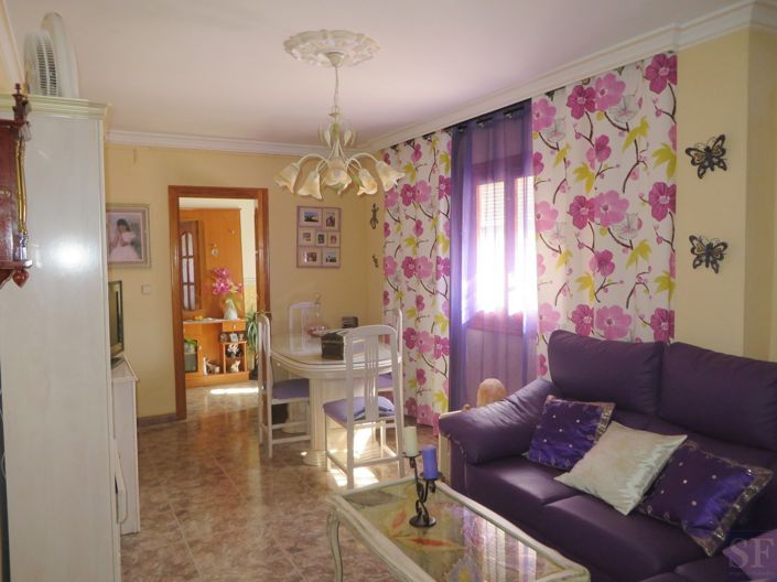 Image No.4-3 Bed Townhouse for sale