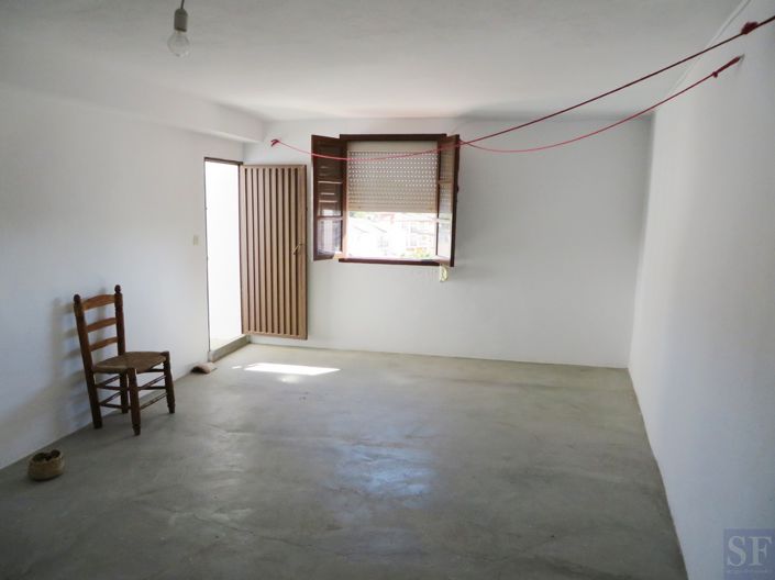 Image No.12-3 Bed Townhouse for sale