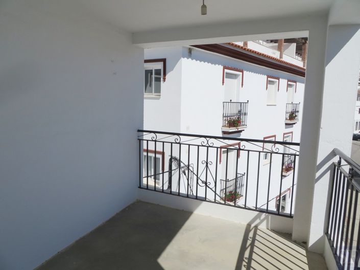 Image No.13-3 Bed Townhouse for sale