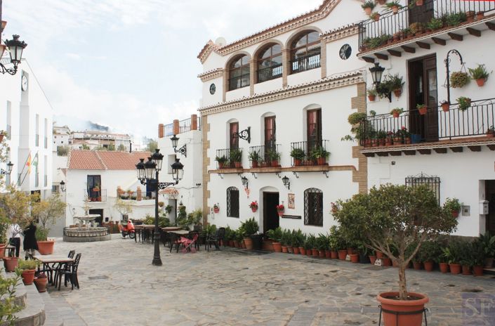 Image No.19-3 Bed Townhouse for sale