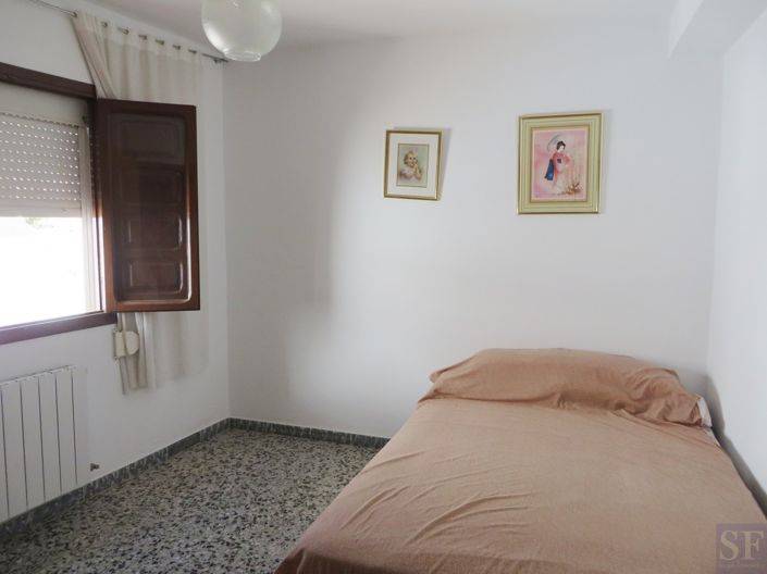 Image No.5-3 Bed Townhouse for sale