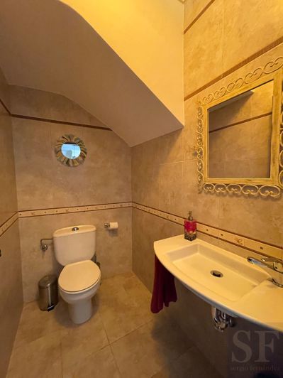 Image No.13-3 Bed Townhouse for sale