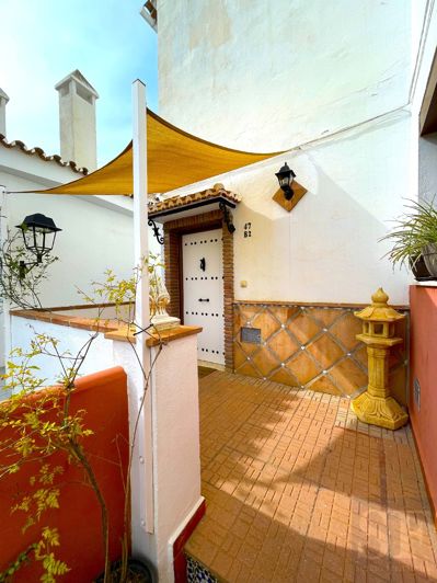 Image No.2-3 Bed Townhouse for sale