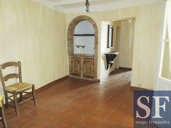 Image No.4-7 Bed Townhouse for sale