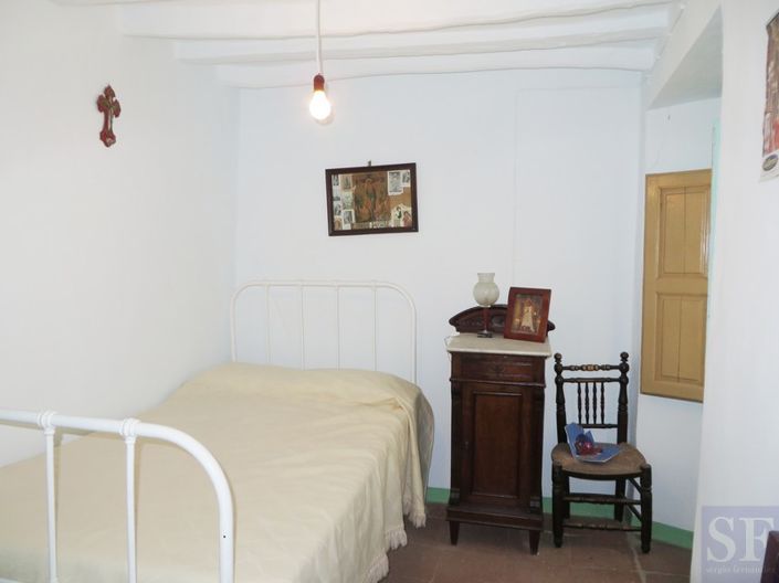 Image No.5-4 Bed Townhouse for sale