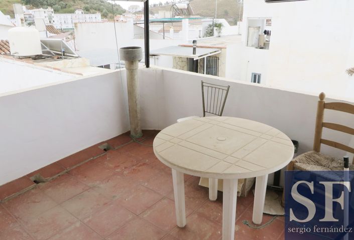 Image No.14-4 Bed Townhouse for sale