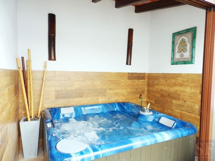 Image No.11-3 Bed Townhouse for sale