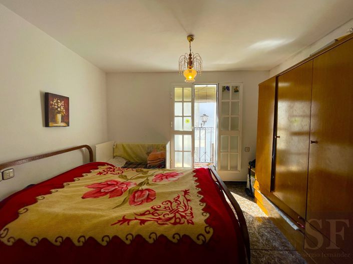 Image No.7-Maison de ville de 4 chambres à vendre à Sayalonga