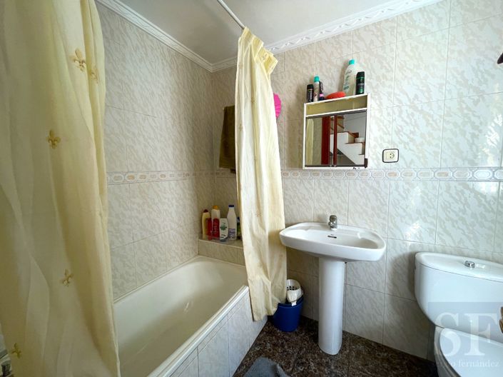 Image No.9-Maison de ville de 4 chambres à vendre à Sayalonga