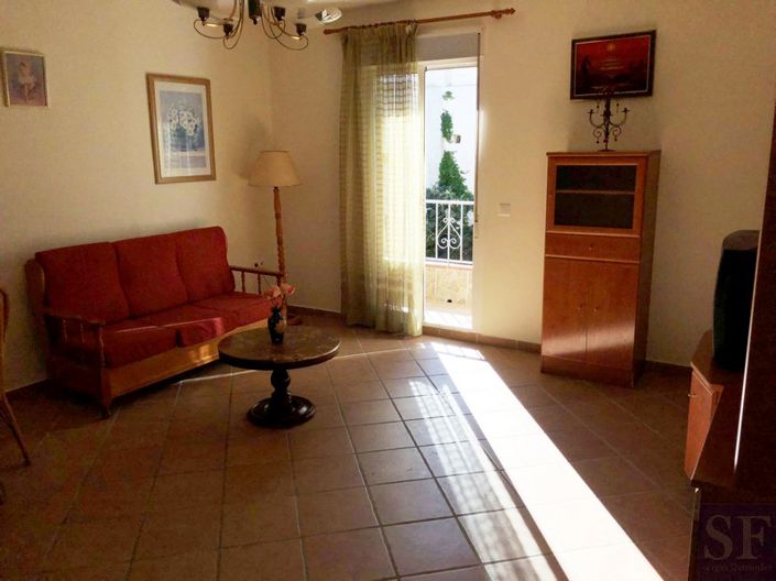 Image No.9-8 Bed Townhouse for sale