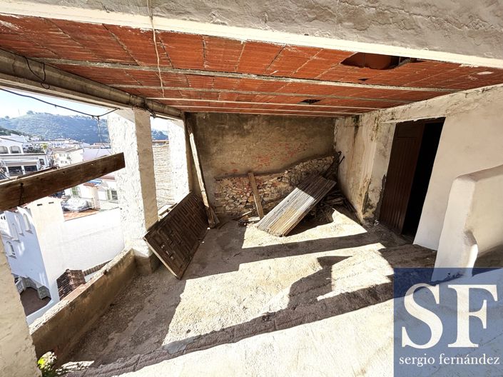 Image No.16-3 Bed Townhouse for sale