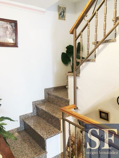 Image No.11-4 Bed Townhouse for sale