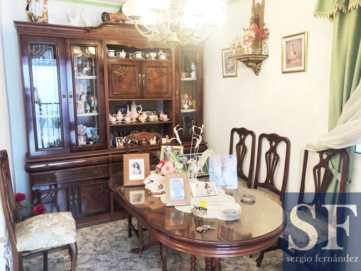 Image No.3-4 Bed Townhouse for sale