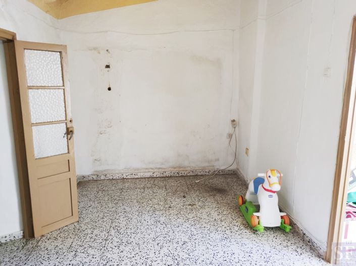 Image No.5-2 Bed Townhouse for sale