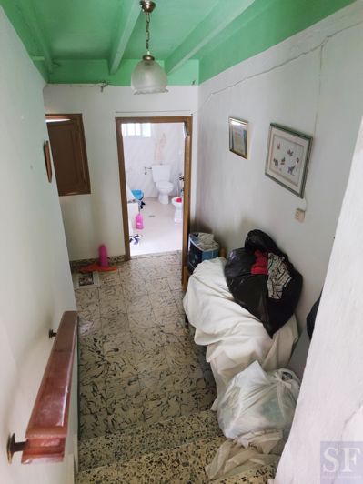 Image No.6-2 Bed Townhouse for sale