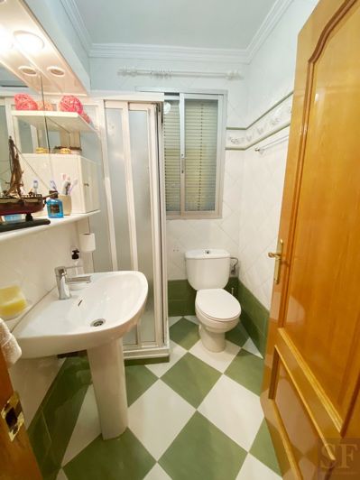 Image No.10-5 Bed Townhouse for sale