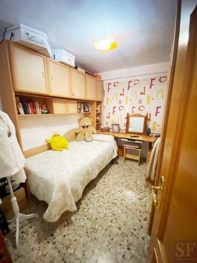 Image No.7-5 Bed Townhouse for sale