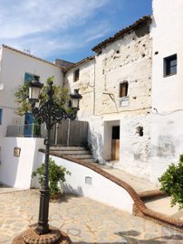 1 - Arenas, Townhouse