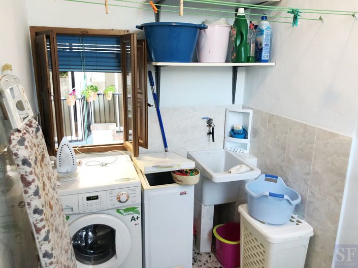 Image No.11-3 Bed Townhouse for sale