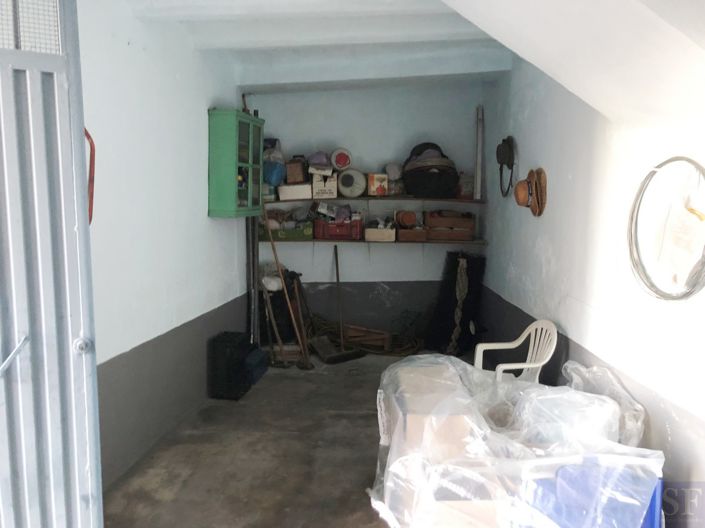 Image No.14-3 Bed Townhouse for sale