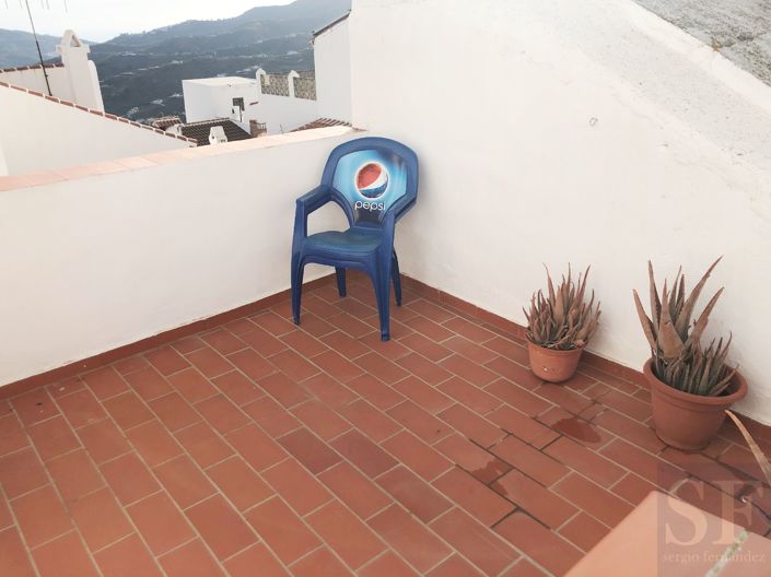 Image No.15-3 Bed Townhouse for sale