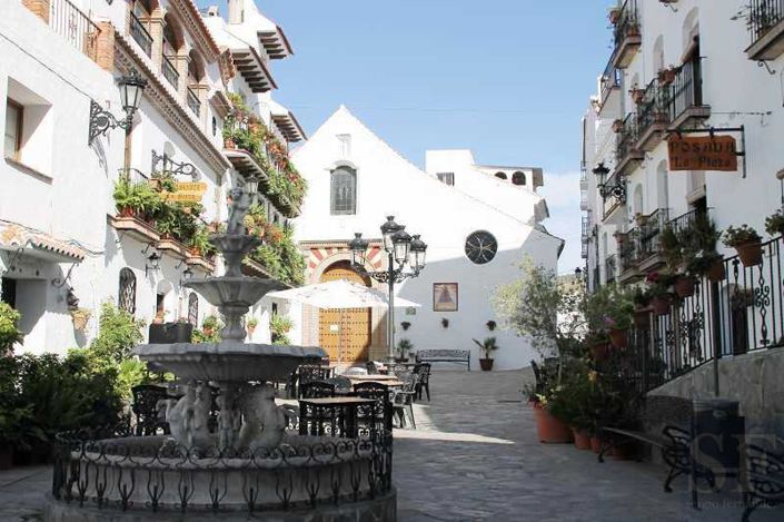 Image No.17-3 Bed Townhouse for sale