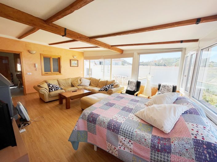 Image No.11-Villa for sale