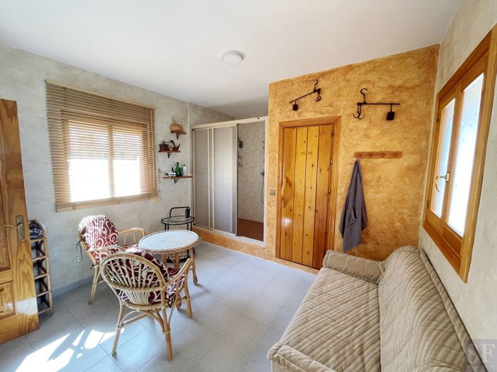 Image No.14-Villa for sale