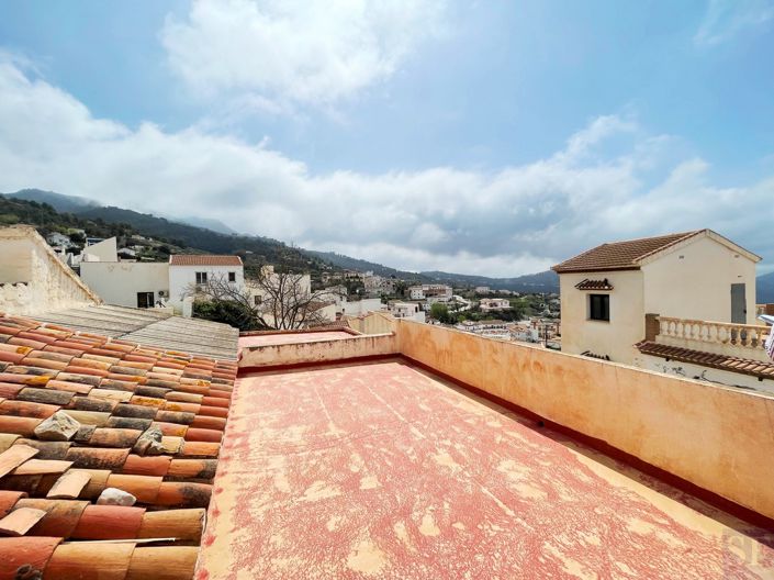 Image No.13-3 Bed Townhouse for sale