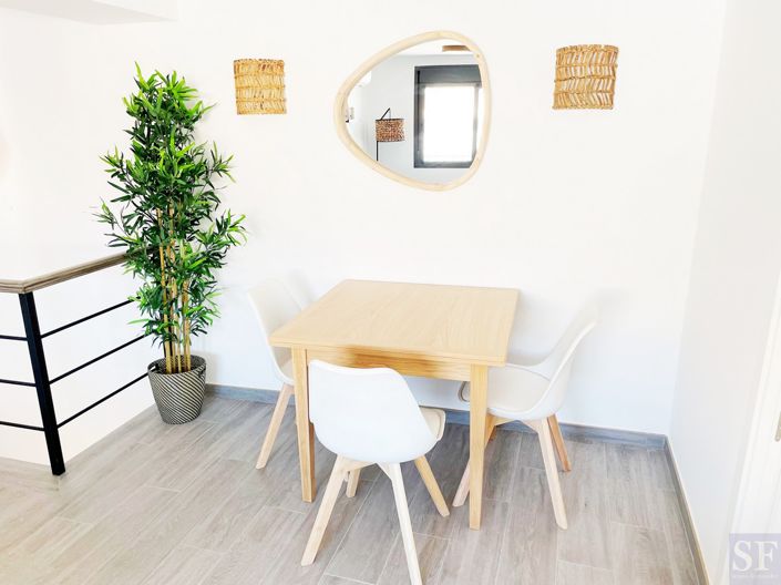 Image No.12-2 Bed Townhouse for sale