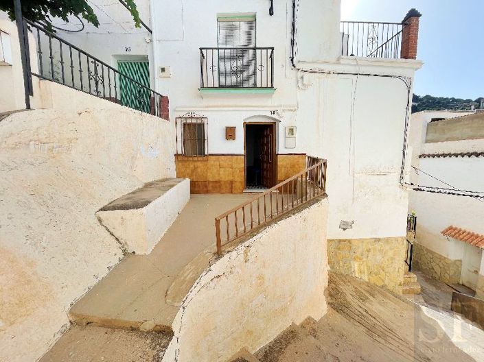 Image No.1-Maison de ville de 3 chambres à vendre à Cómpeta