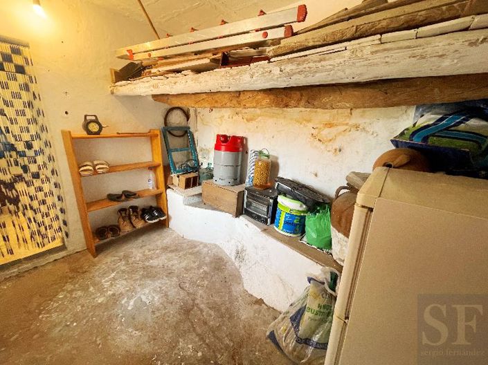 Image No.10-3 Bed Townhouse for sale