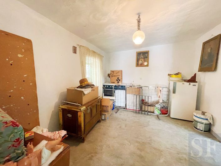 Image No.11-2 Bed Townhouse for sale