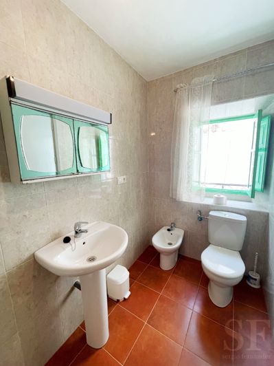 Image No.7-2 Bed Townhouse for sale