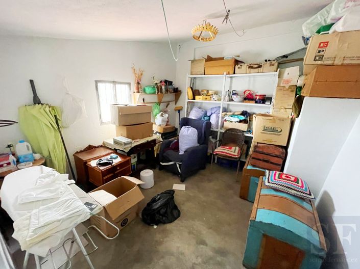 Image No.10-3 Bed Townhouse for sale