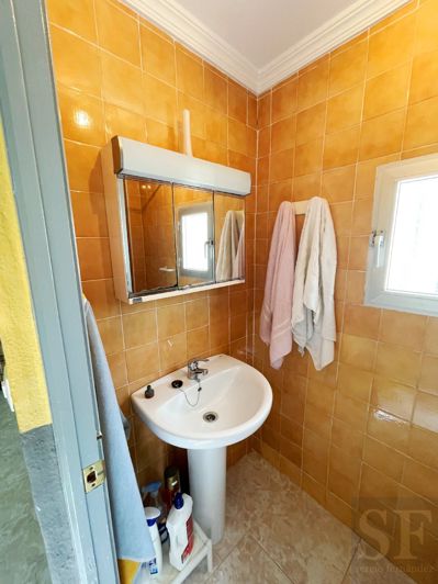 Image No.6-4 Bed Townhouse for sale