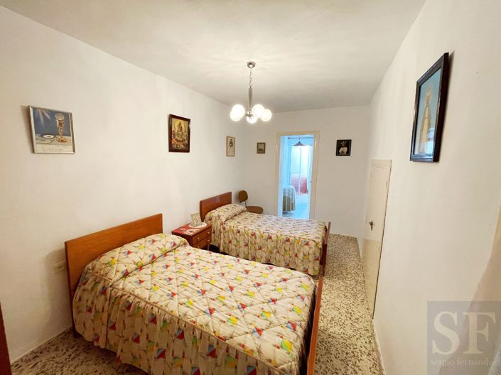 Image No.8-4 Bed Townhouse for sale