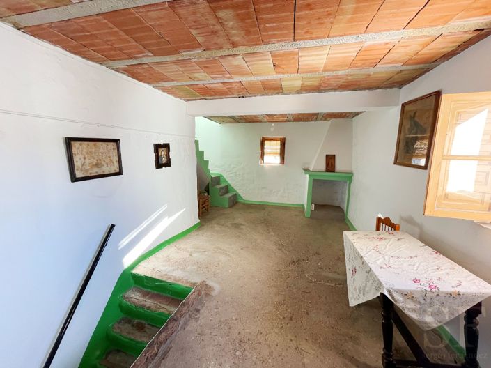 Image No.11-3 Bed Townhouse for sale