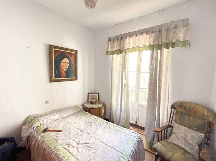 Image No.5-6 Bed Townhouse for sale