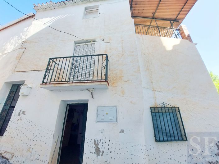 Image No.2-Maison de ville de 4 chambres à vendre à Archez