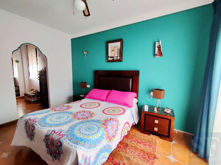 Image No.10-4 Bed Villa for sale